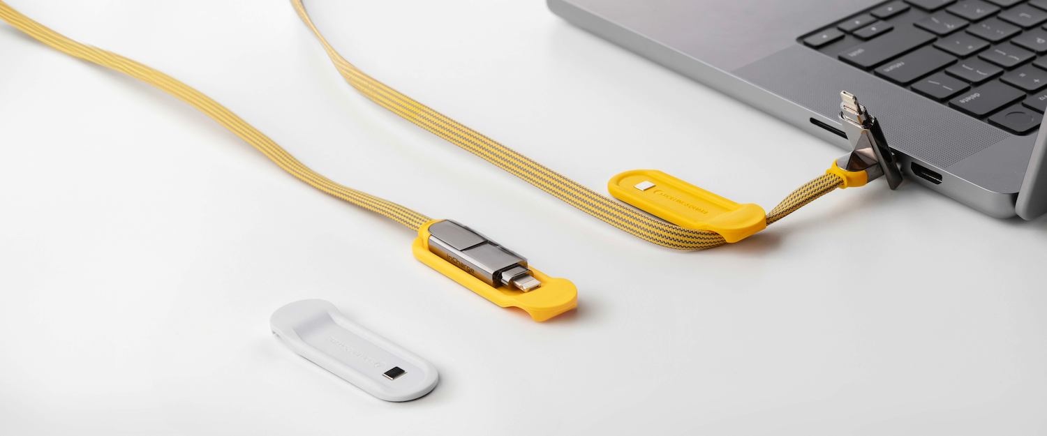 inCharge XL included accessories — premium silicone travel pouch, magnetic desk support, and 6-in-1 universally compatible cable connectors